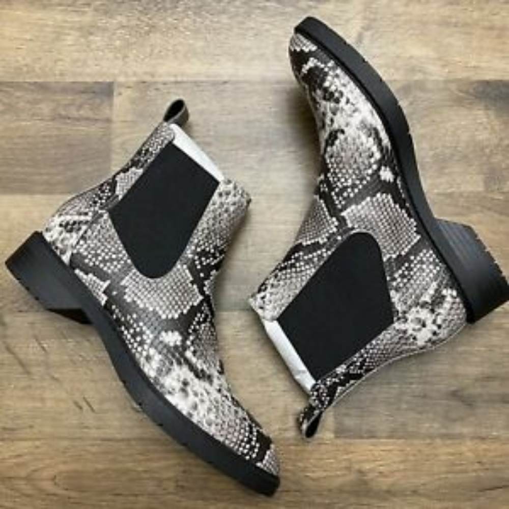 Treasure & Bond Gabriella Chelsea Boot in Snake Print - Picture 1 of 11